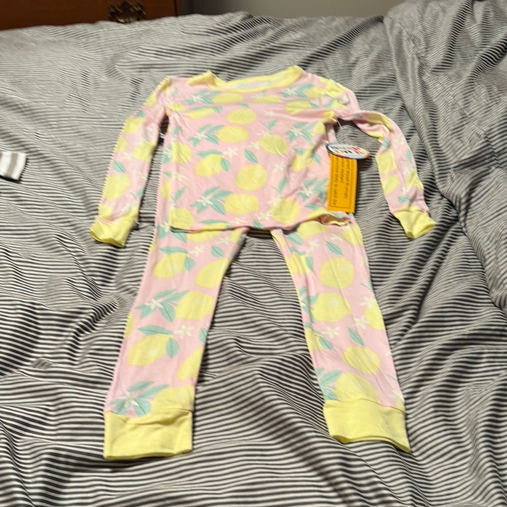 Sleep on it pj set
